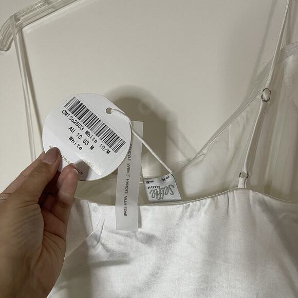 NEW! Selfie Leslie Taking Bets One Shoulder Satin Midi cutout Dress White Medium - Picture 9 of 14